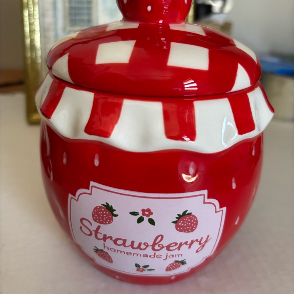 New Strawberry Ceramic Jam Jar with Lid - Red - Picture 2 of 6